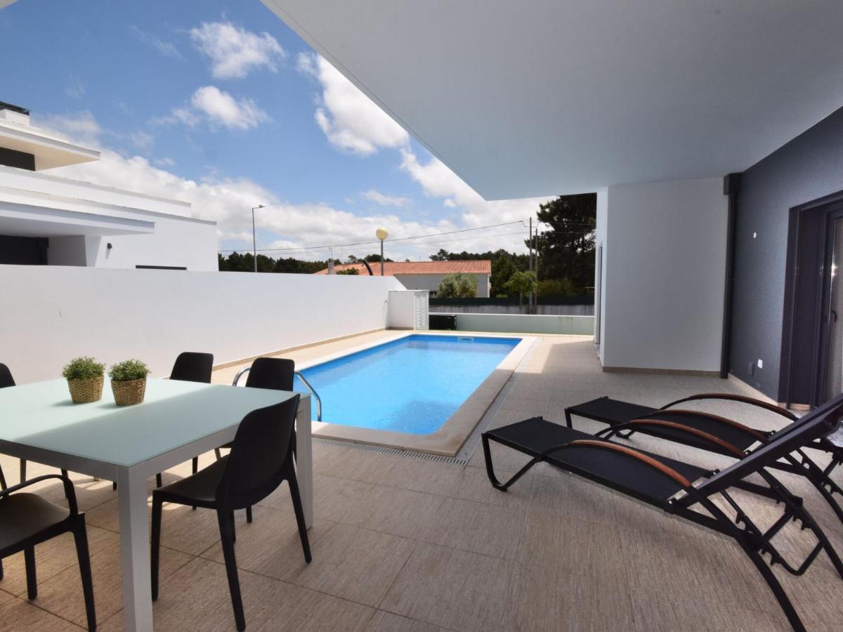 Modern Villa With Private Pool Near The Beautiful Beach Of Foz De Arelho Nadadouro Εξωτερικό φωτογραφία