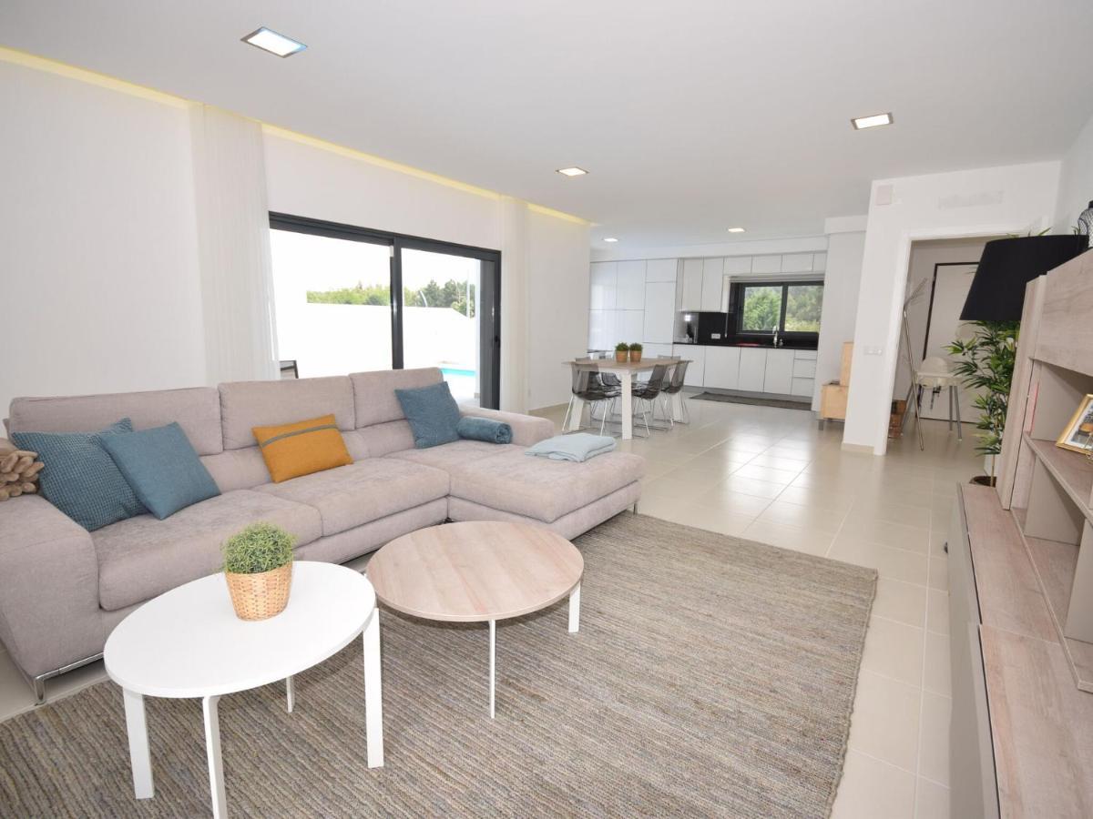 Modern Villa With Private Pool Near The Beautiful Beach Of Foz De Arelho Nadadouro Εξωτερικό φωτογραφία