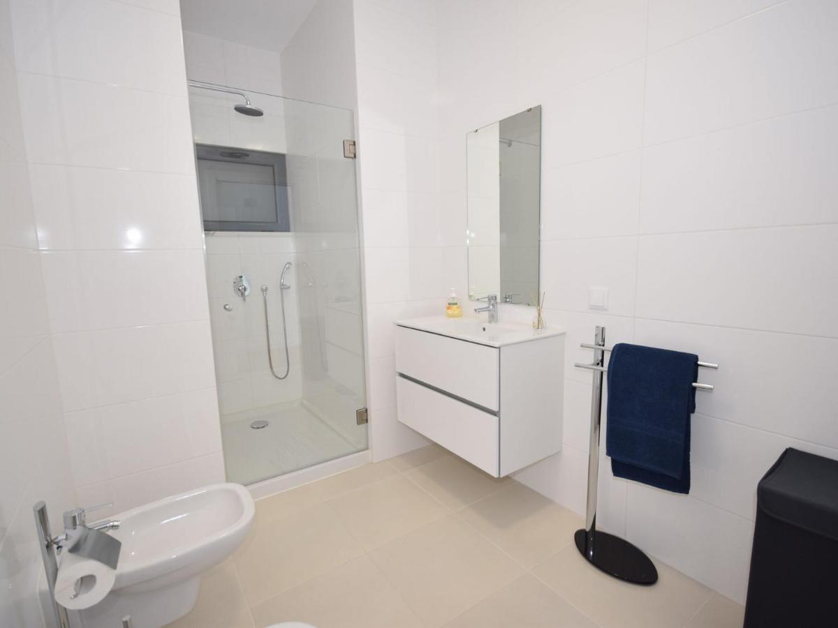 Modern Villa With Private Pool Near The Beautiful Beach Of Foz De Arelho Nadadouro Εξωτερικό φωτογραφία