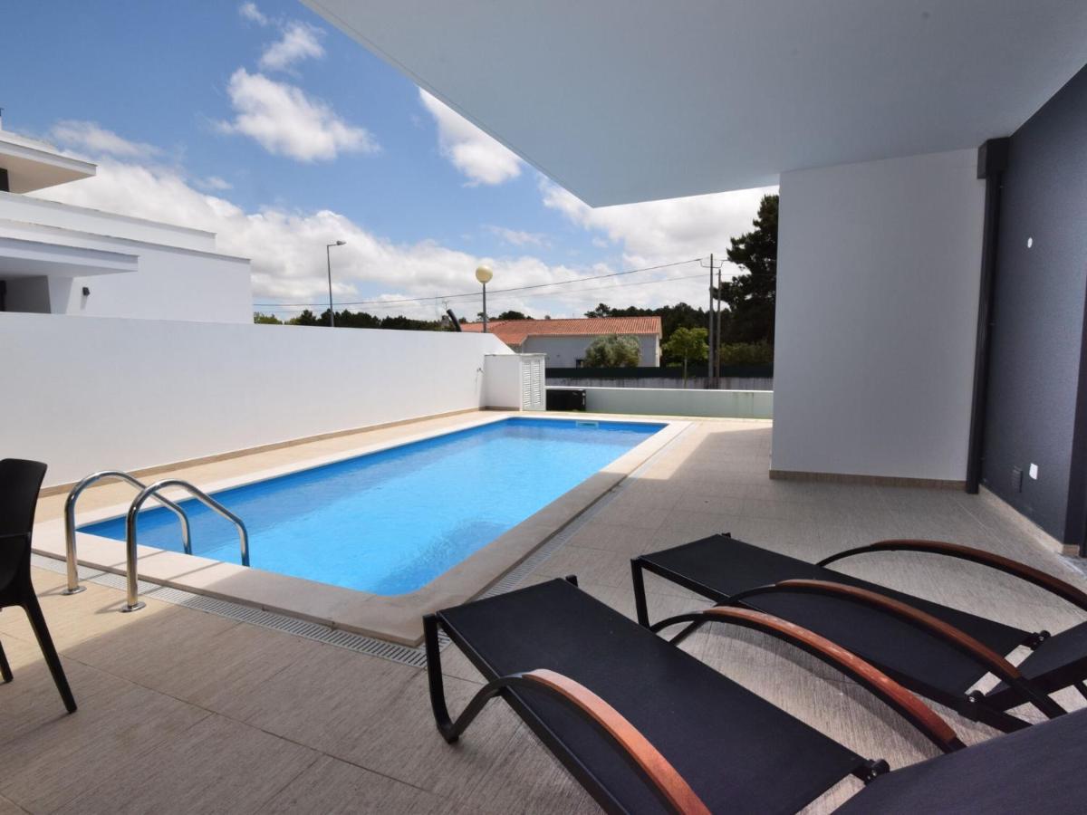 Modern Villa With Private Pool Near The Beautiful Beach Of Foz De Arelho Nadadouro Εξωτερικό φωτογραφία